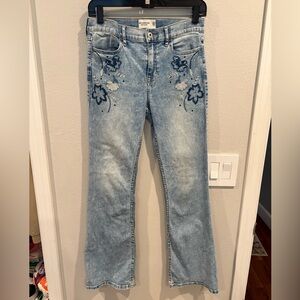 Abercrombie Kids high-rise flare jeans with floral embroidered Size 15/16 EUC